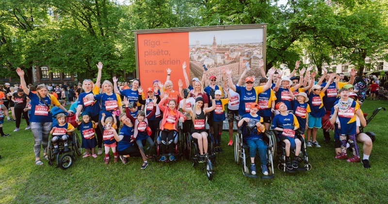 Rimi Rīgas maratona koptreniņā Mežaparkā šo svētdien pulcēsies “Iekļaujošs maratons” dalībnieki