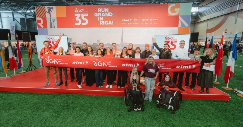 Svinīgi atklāts 35. jubilejas Rimi Rīgas maratons!
