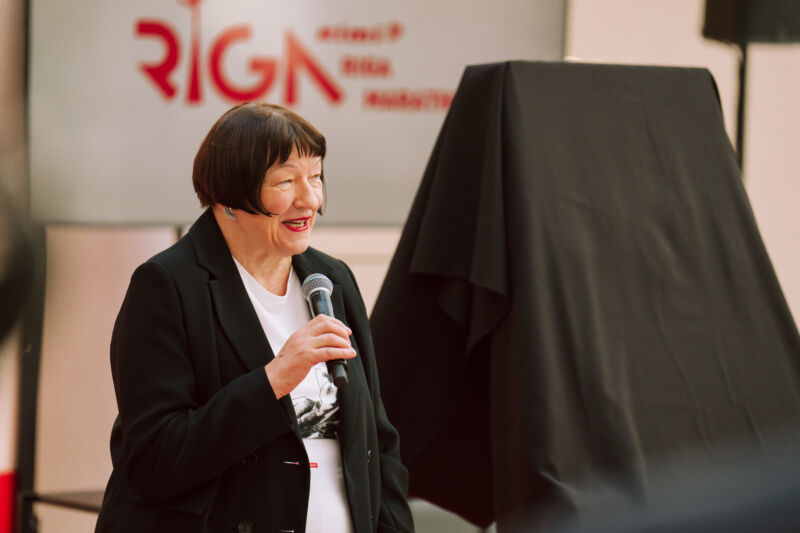 Press conference unveiling the 2026 medal design at the Spice shopping centre